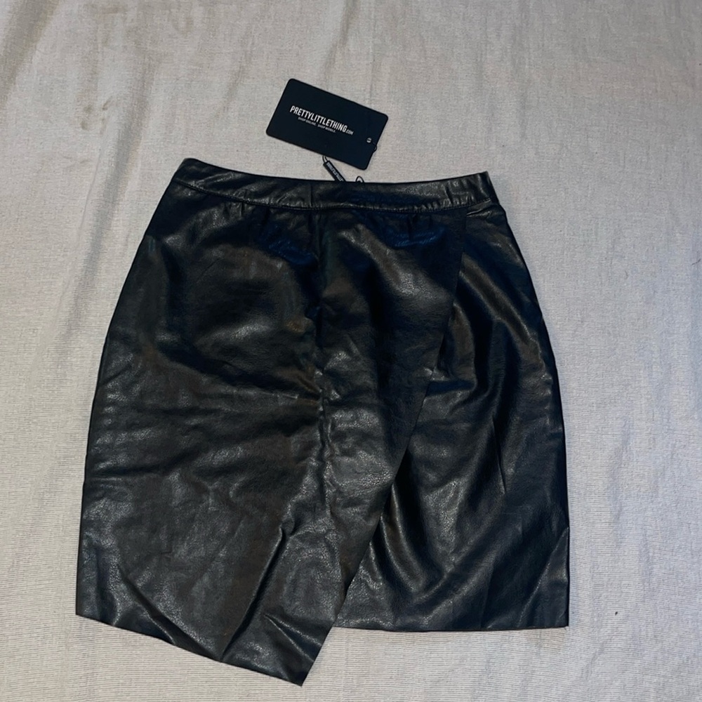 Little black skirt